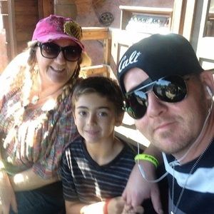 Meet your Posher, Mickey